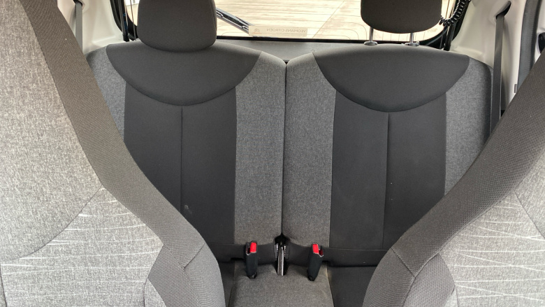 Citroen C1 1.2 PureTech Flair 5dr Petrol Hatchback
